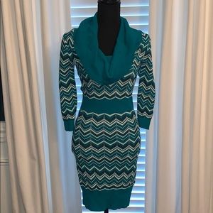 Bebe Geometric Design Sweater Dress Sz Small!